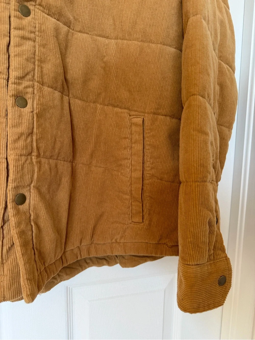Hurley Men's Whaletale Corduroy Quilted Jacket in Caramel